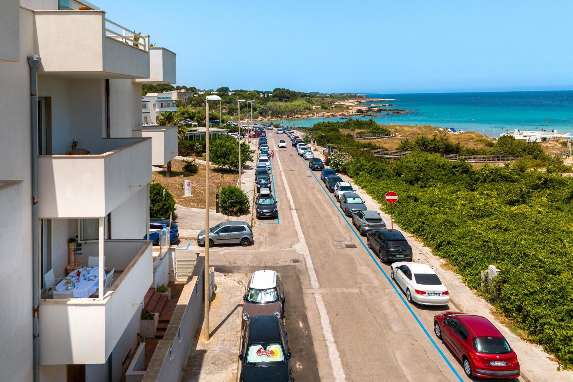 Beachfront With Amazing Sea View Balconies Apartment