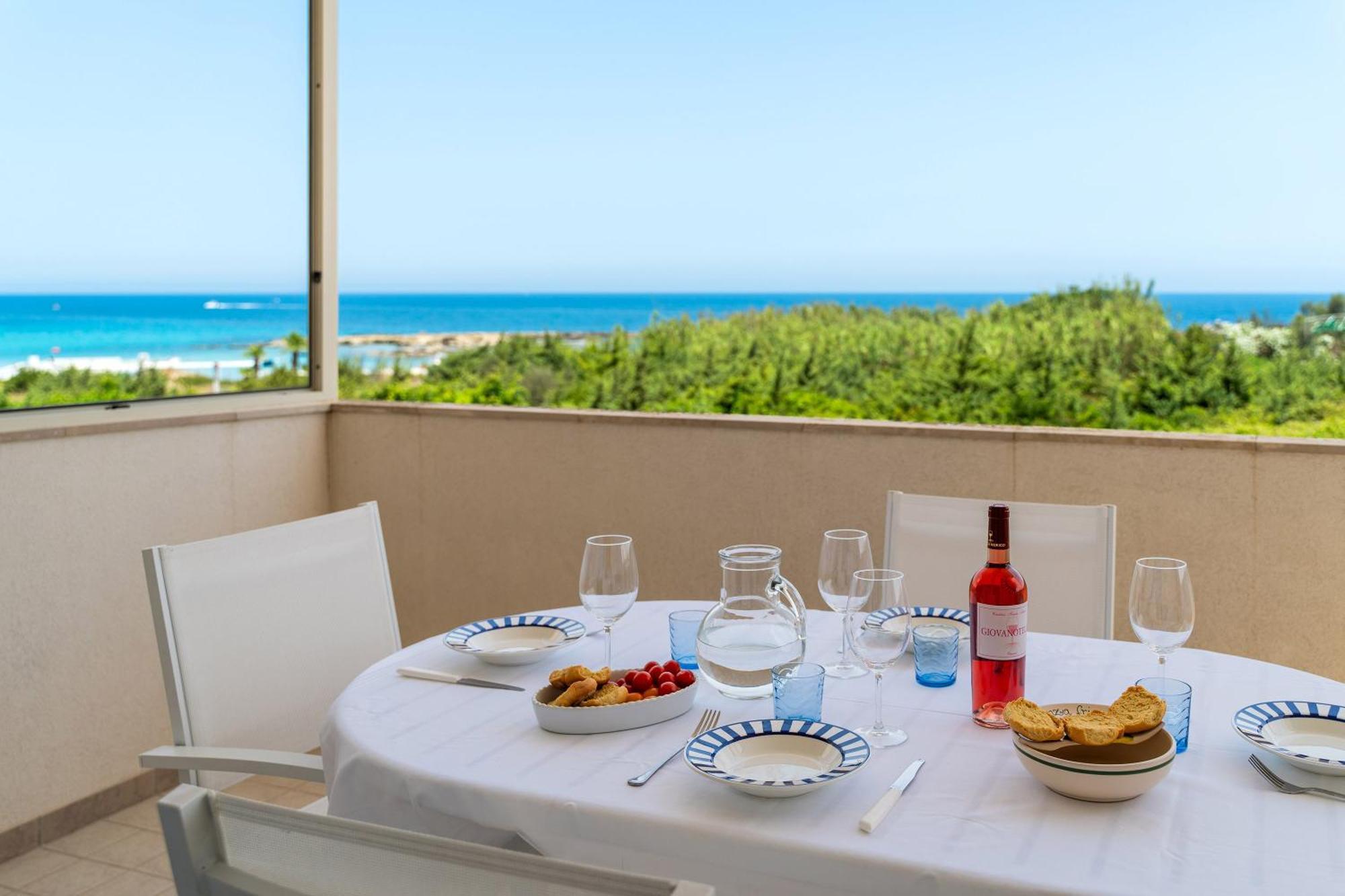Apartment Beachfront With Amazing Sea View Balconies Otranto